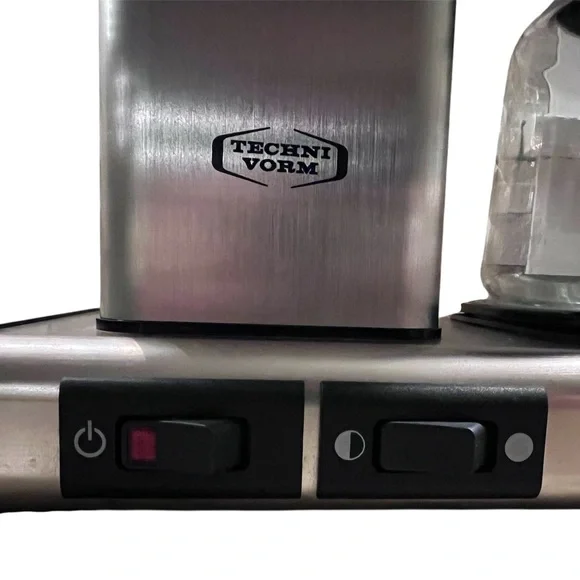 EUC - Technivorm Moccamaster Coffee Brewer with Glass Carafe - Stainless Steel - Picture 8 of 10